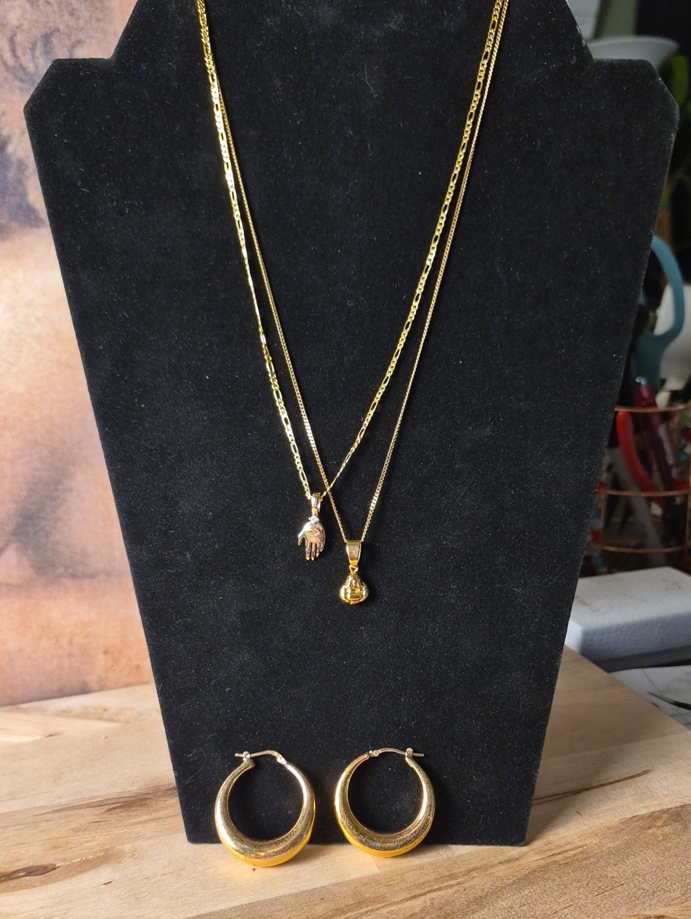 JH Collectibles Gold Layered Pendant Necklace with Hoop Earrings